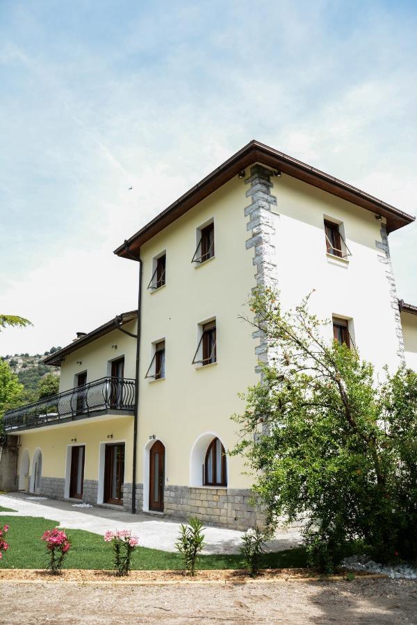 Villa Torbole Torbole Sul Garda Luaran gambar