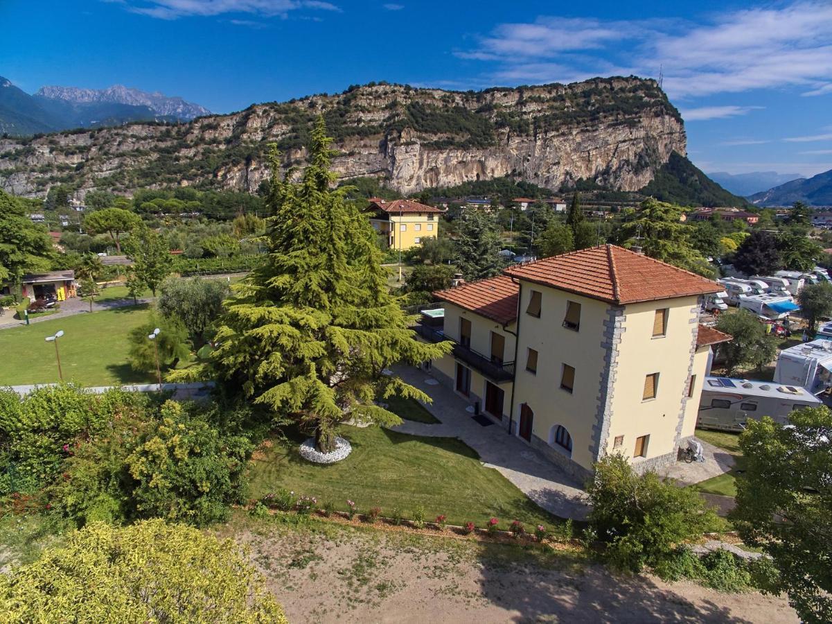 Villa Torbole Torbole Sul Garda Luaran gambar